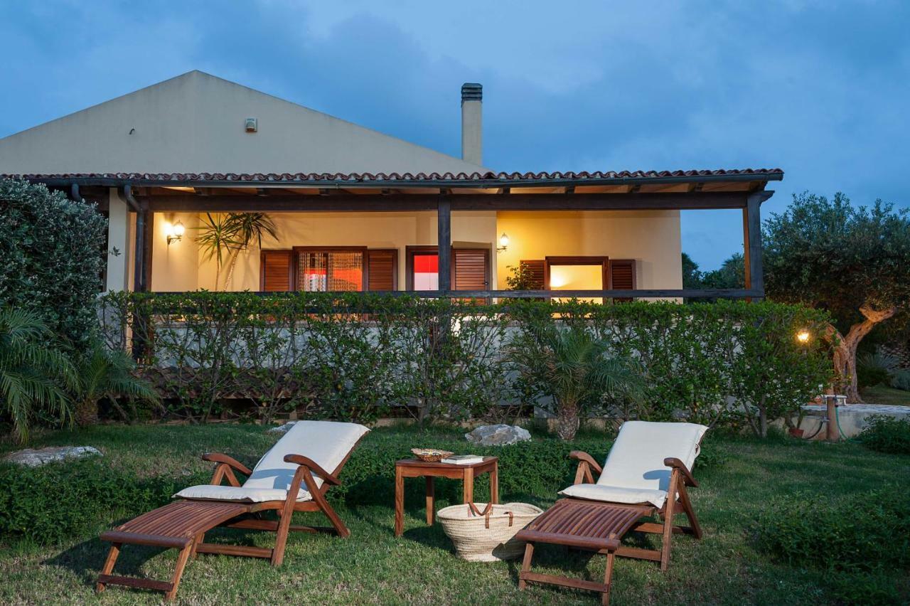 Villa Baia Verde クストナーチ エクステリア 写真